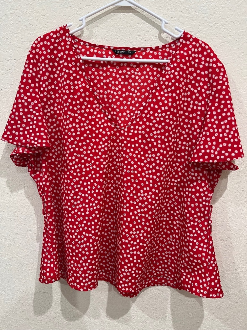 SHEIN Red and White Floral Blouse